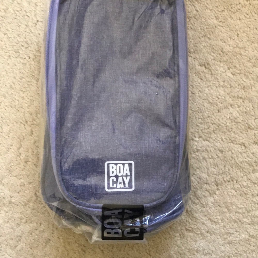 BOACAY TOILETRY ORGANIZER new in package travel dormlife gender neutral
